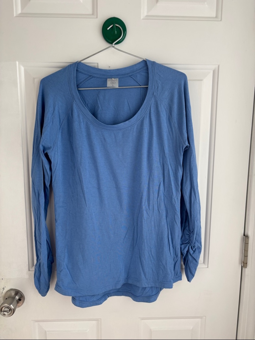 CALIA by Carrie Workout Underwood Blue Scoop-Neck Long Sleeve Top